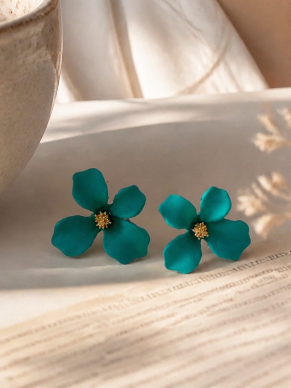 “Riya” Minimalist Cute Teal/Turquoise Gold Floral Stud Minimalist Cute Earrings - Picture 2 of 4